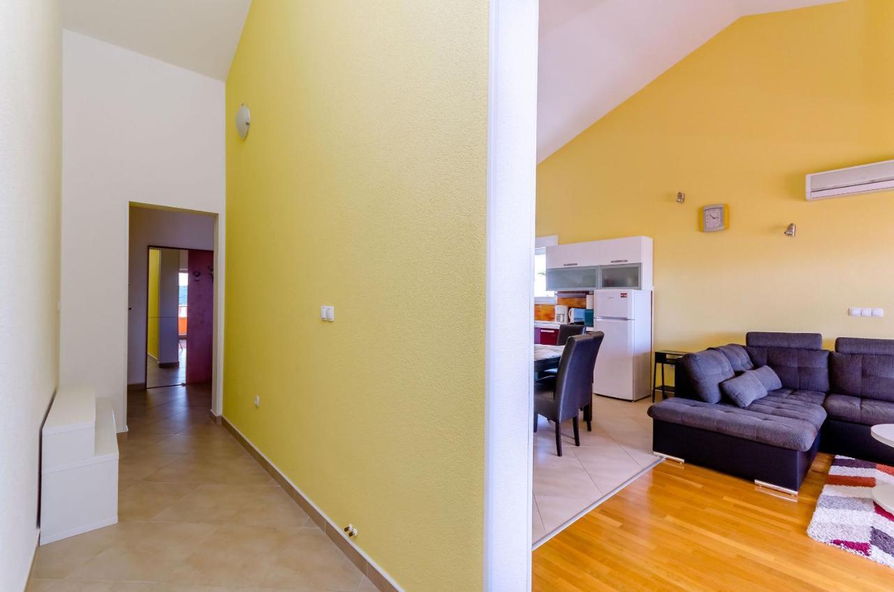 Apartments Melita Трогир Экстерьер фото