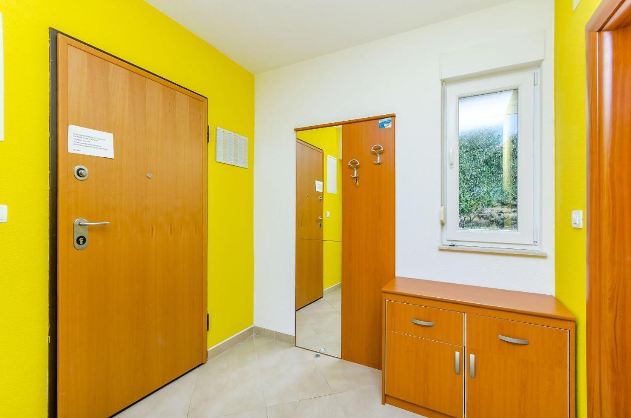 Apartments Melita Трогир Экстерьер фото