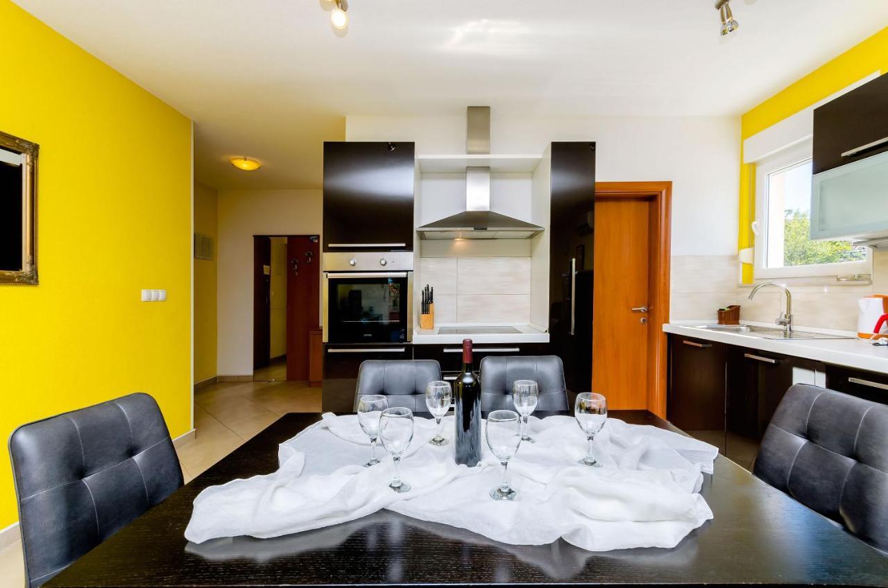 Apartments Melita Трогир Экстерьер фото